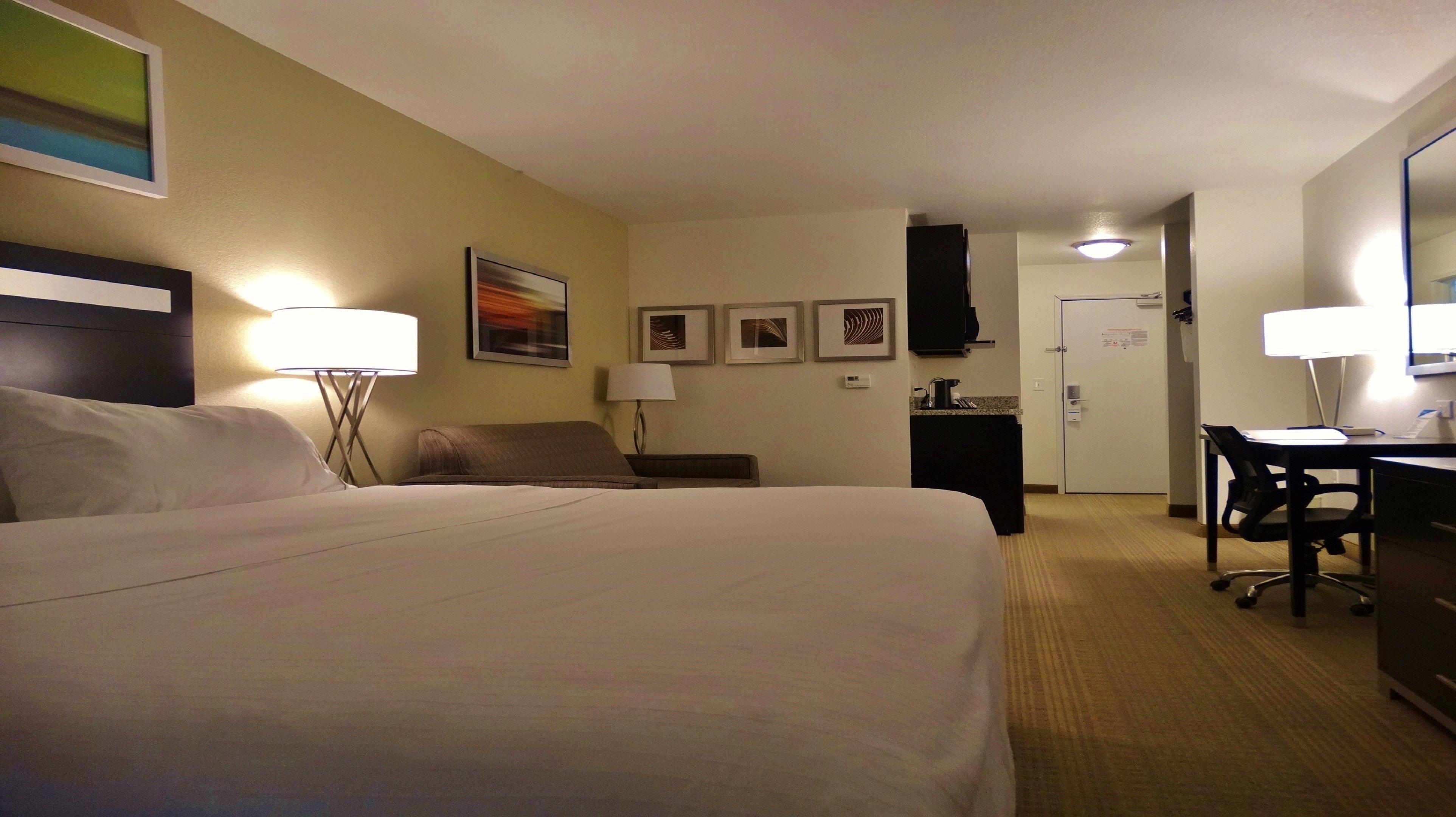 Holiday Inn Express And Suites Montgomery By Ihg מראה חיצוני תמונה