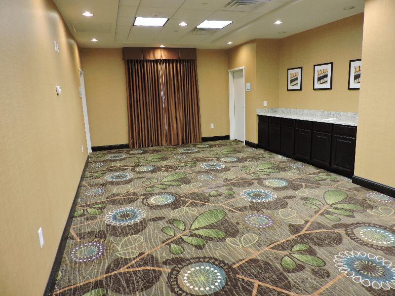 Holiday Inn Express And Suites Montgomery By Ihg מראה חיצוני תמונה